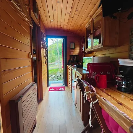 Gentiane - Le Nid Nomade * Gèdre