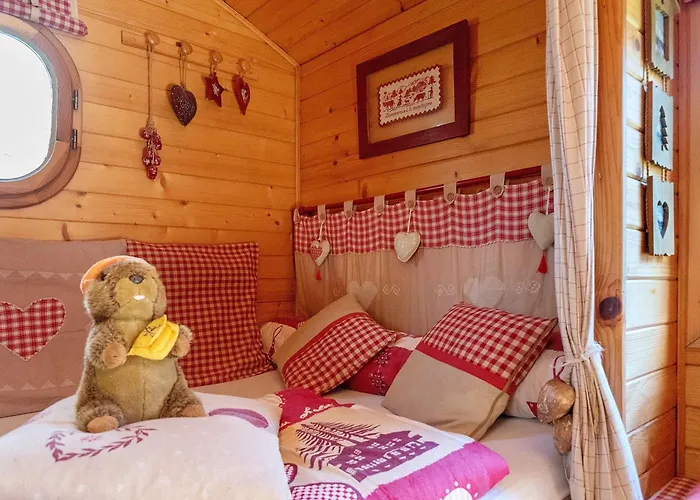 Gentiane - Le Nid Nomade Gèdre