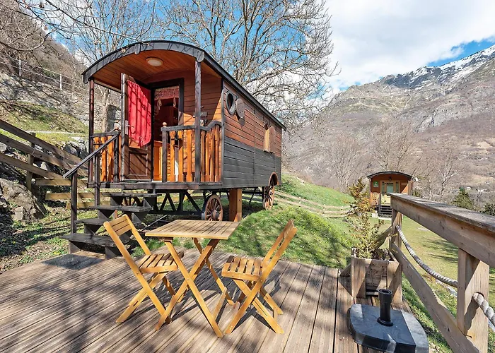 Gentiane - Le Nid Nomade Gèdre