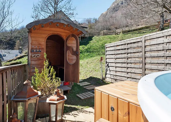 Gentiane - Le Nid Nomade * Gèdre